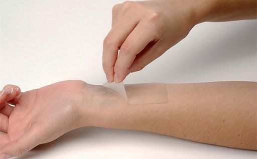 Miếng dán vết thương
